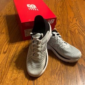 Women’s New Balance 860v11 size 9.5